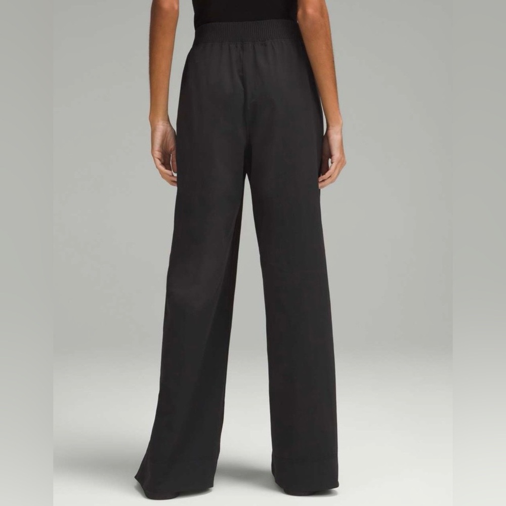 Lululemon Stretch Woven Wide-Leg High-Rise Pant - Black - Size Large - Picture 2 of 6